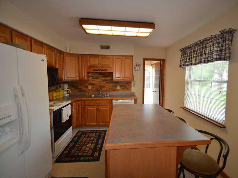 7908 Inverness Drive Indianapolis, IN 46237 - Photo 7 of 24 Gallery Image 7
