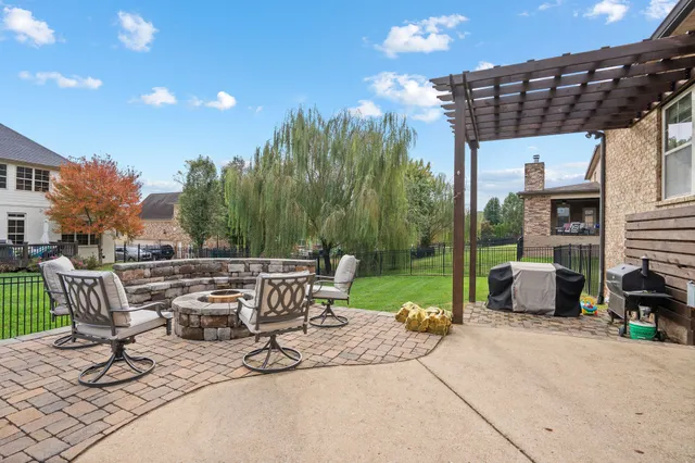 $1,150,000 | 2074 Autumn Ridge Way, Spring Hill, TN 37174
