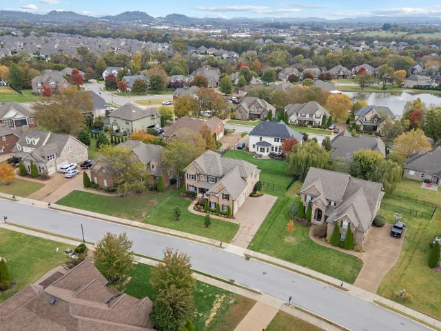 $1,150,000 | 2074 Autumn Ridge Way, Spring Hill, TN 37174