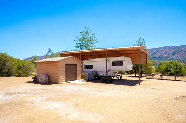 $995,000 | Undisclosed Address, Caliente, CA 93518