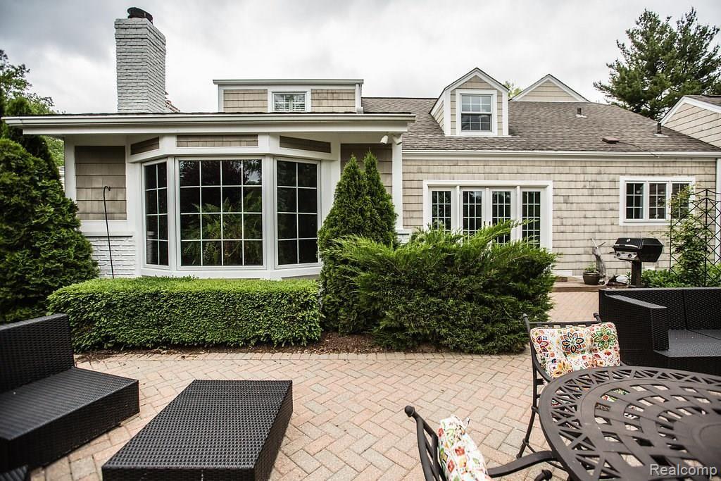 275 Barden Road Bloomfield Hills, MI 48304 - Photo 35 of 38