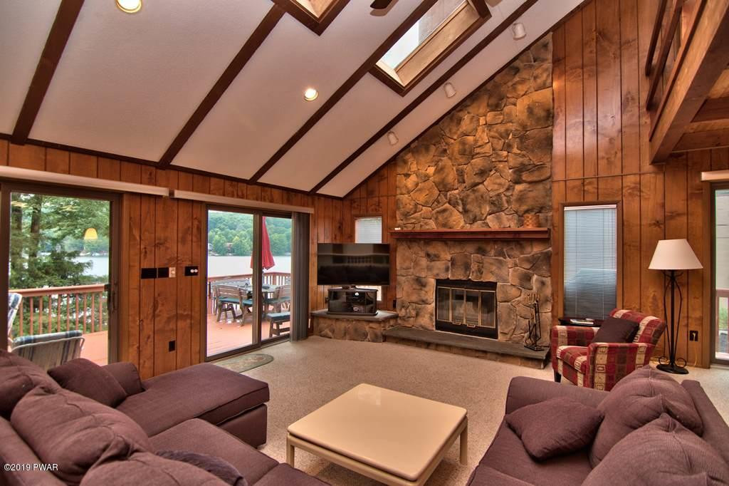2045 Roamingwood Road Lake Ariel, PA 18436 - Photo 7 of 88