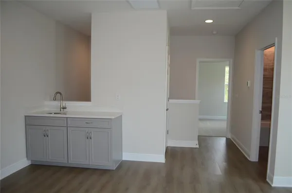 $5,200 | 35335 Big Hawk Drive, Zephyrhills, FL 33541