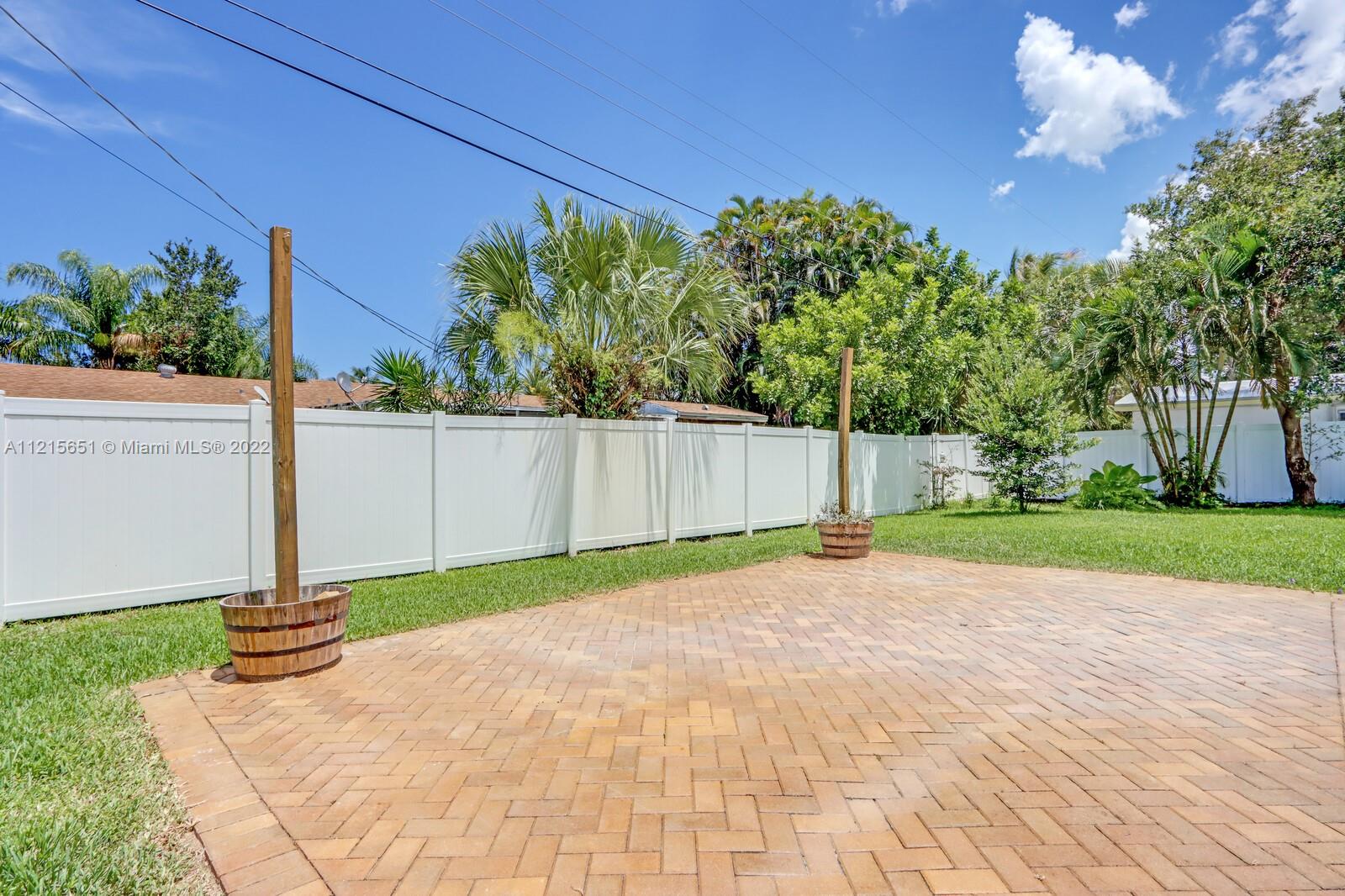 1515 Seabrook Road Jupiter, FL 33469 - Photo 28 of 29 a view of backyard with green space