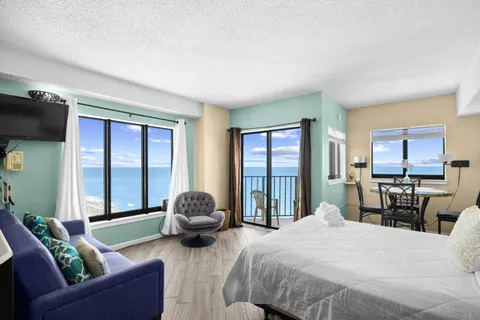 $150,000 | 1605 South Ocean Boulevard, Unit 1604, Myrtle Beach, SC 29577