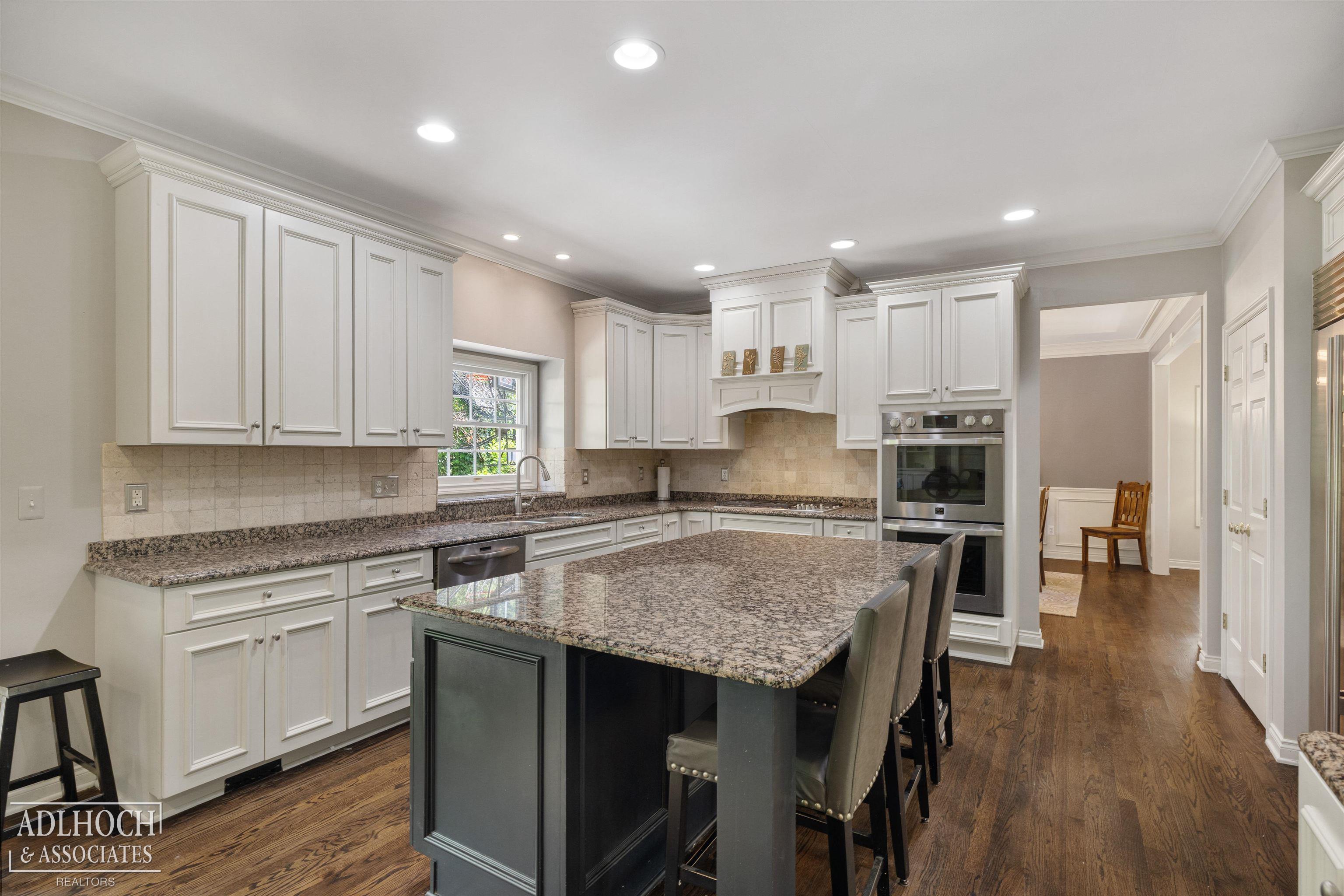 758 Middlesex Road Grosse Pointe, MI 48230 - Photo 10 of 41