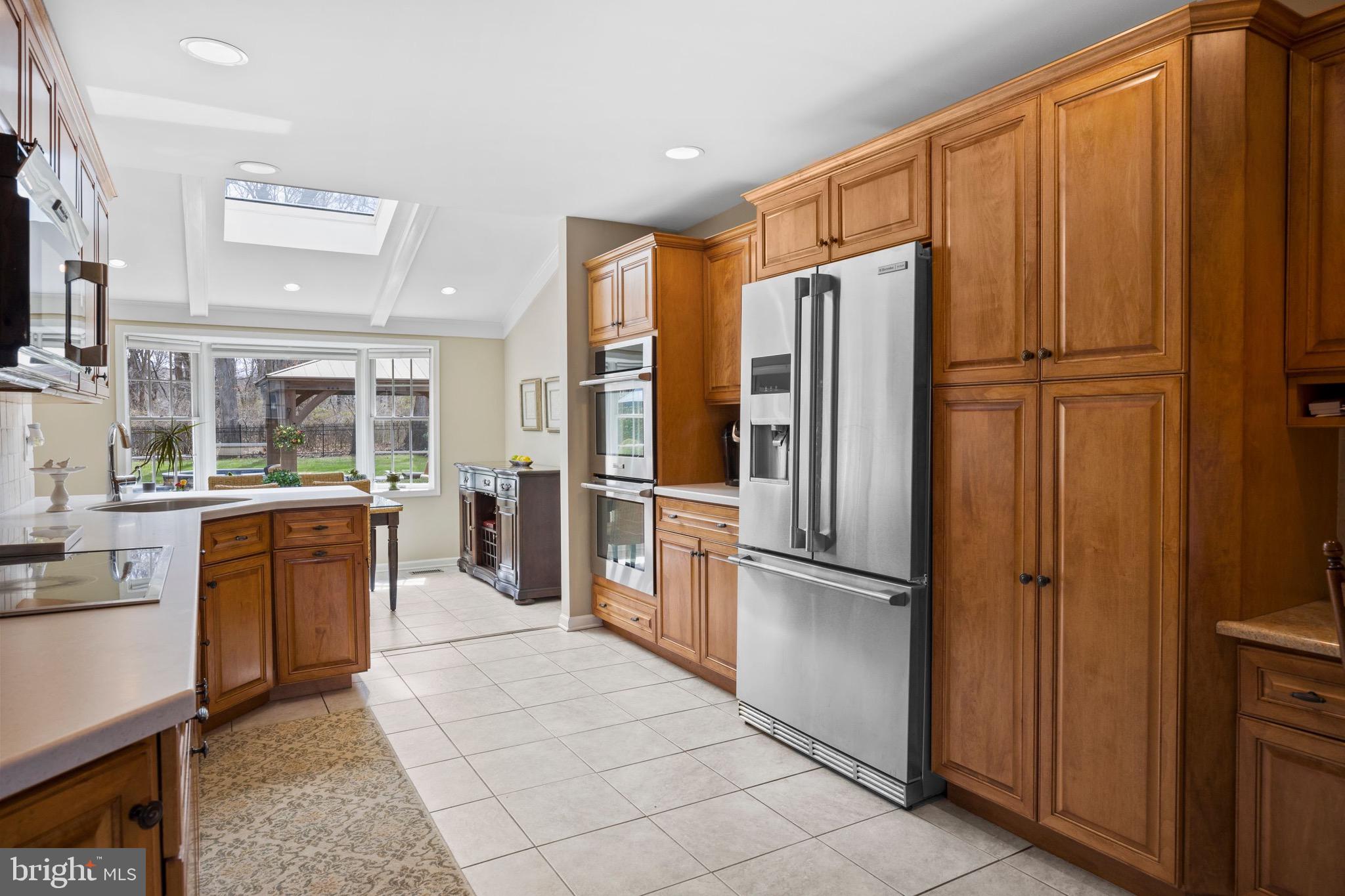 1425 Silo Road Yardley, PA 19067 - Photo 15 of 55 Hardwood Cabinets