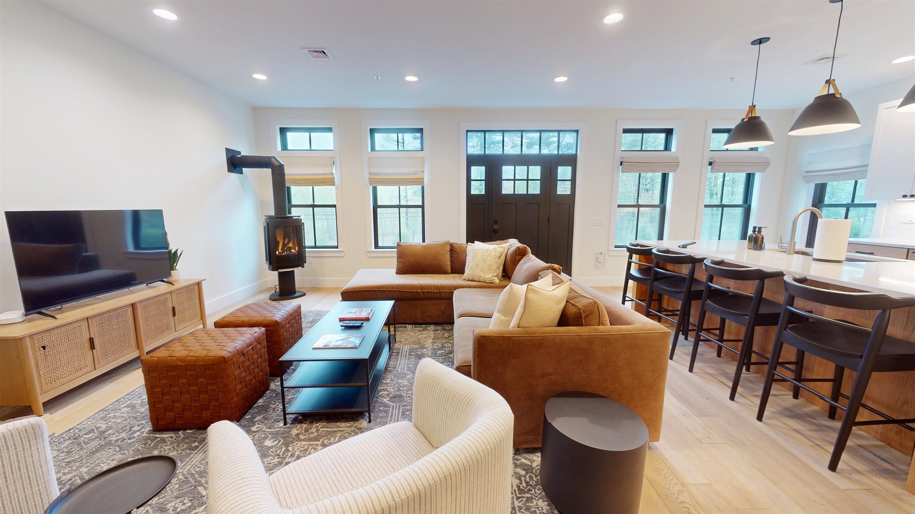 3148 Mountain Road, Unit B Stowe, VT 05672 - Photo 23 of 60