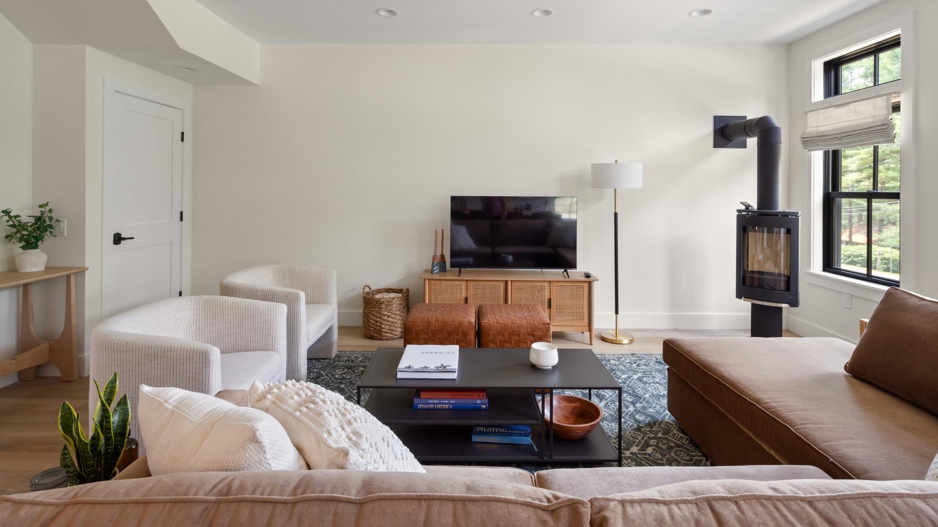 3148 Mountain Road, Unit B Stowe, VT 05672 - Photo 6 of 60