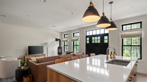 $1,599,000 | 3148 Mountain Road, Unit B, Stowe, VT 05672