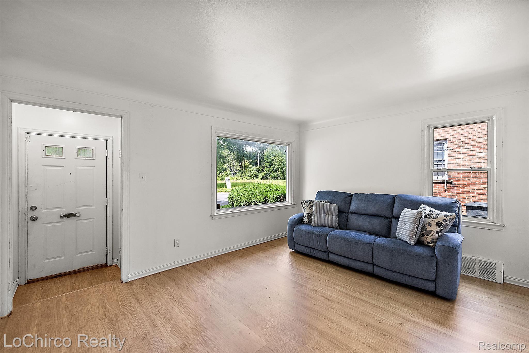 17664 Evergreen Road Detroit, MI 48219 - Photo 9 of 43 Gallery Image 9
