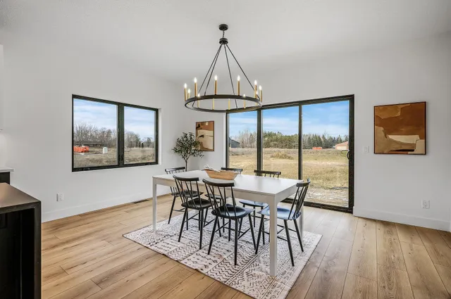 $685,000 | 9964 14th Circle Northeast, St. Michael, MN 55376