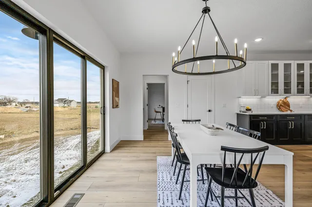 $685,000 | 9964 14th Circle Northeast, St. Michael, MN 55376