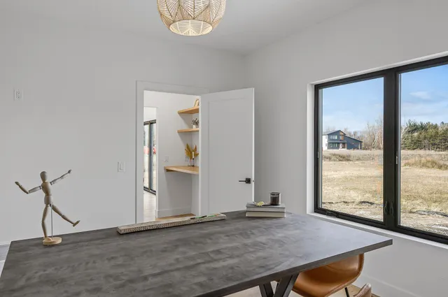 $685,000 | 9964 14th Circle Northeast, St. Michael, MN 55376