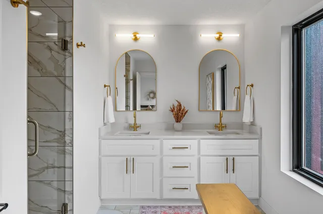 $685,000 | 9964 14th Circle Northeast, St. Michael, MN 55376