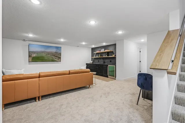 $685,000 | 9964 14th Circle Northeast, St. Michael, MN 55376