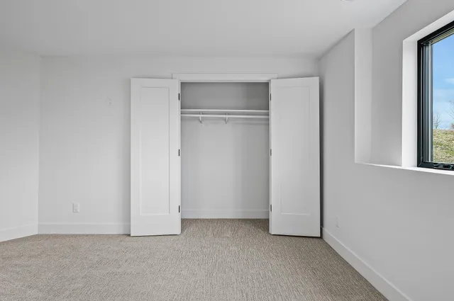 $685,000 | 9964 14th Circle Northeast, St. Michael, MN 55376