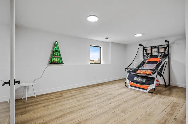 $685,000 | 9964 14th Circle Northeast, St. Michael, MN 55376