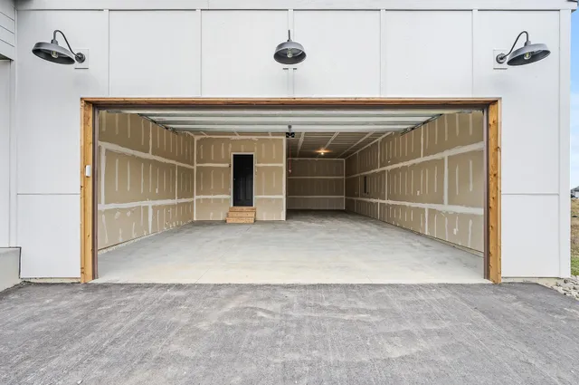 $685,000 | 9964 14th Circle Northeast, St. Michael, MN 55376