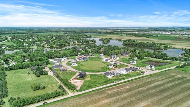 $685,000 | 9964 14th Circle Northeast, St. Michael, MN 55376