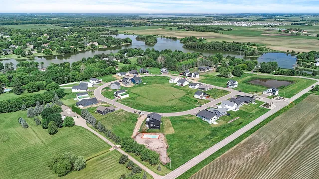 $685,000 | 9964 14th Circle Northeast, St. Michael, MN 55376