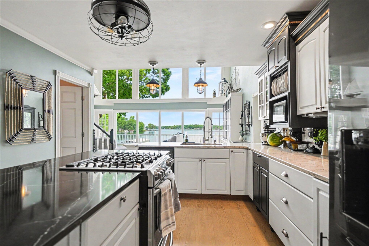 19722 Cres Beach Road Three Rivers, MI 49093 - Photo 10 of 38 Gallery Image 10