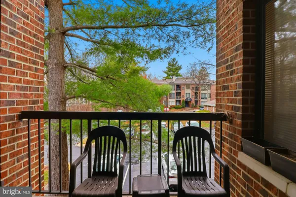 $265,000 | 13201 Chalet Place, Unit 9202, Germantown, MD 20874