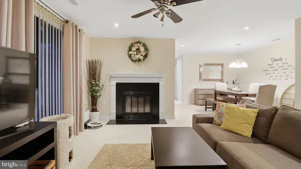 $265,000 | 13201 Chalet Place, Unit 9202, Germantown, MD 20874