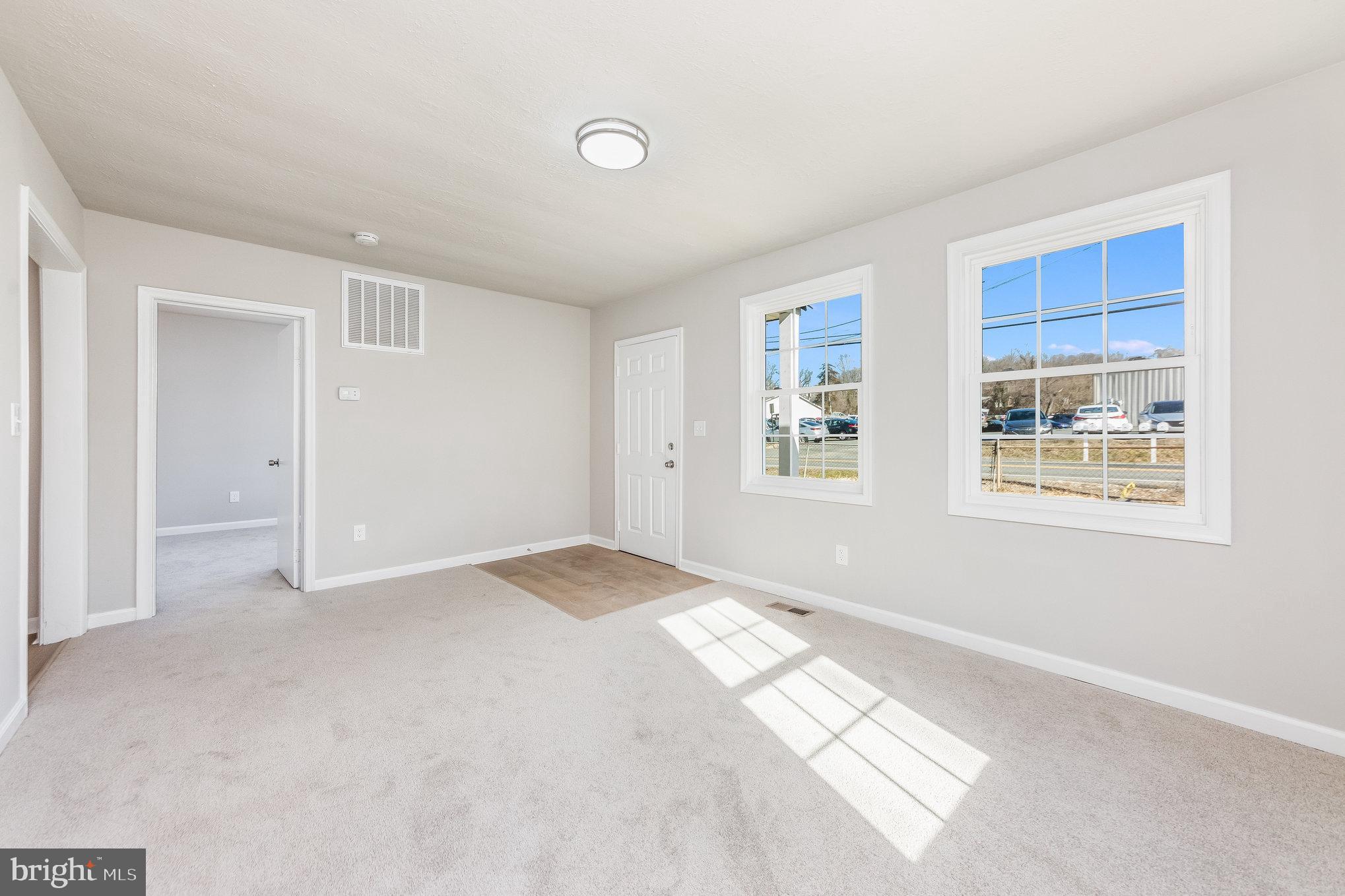 93 Truslow Road Fredericksburg, VA 22405 - Photo 7 of 24 Gallery Image 7