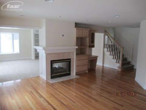 10007 Potter Road Flushing, MI 48433 - Photo 5 of 28 20389388-4.JPG