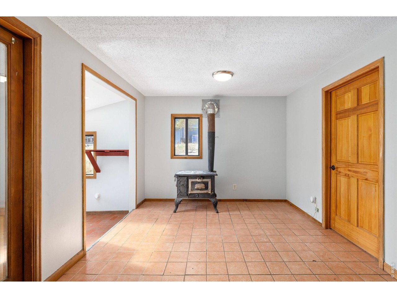 213 Signal Rock Road Golden, CO 80403 - Photo 12 of 38 Laundry is door on the right
