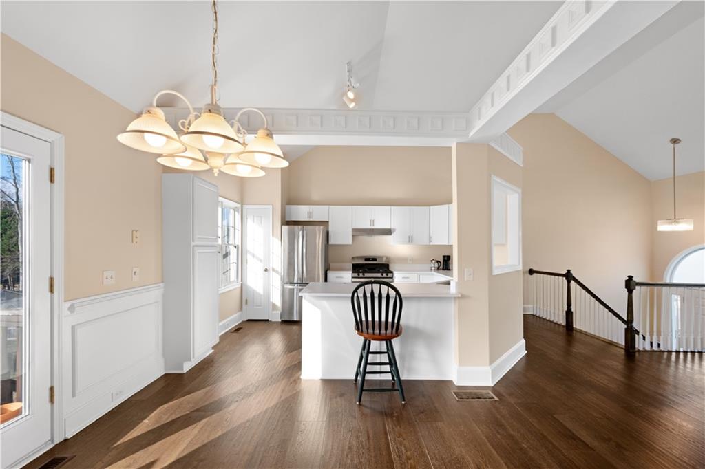 102 Peaceful View Acworth, GA 30102 - Photo 14 of 58