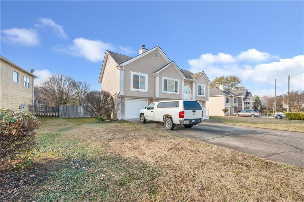 102 Peaceful View Acworth, GA 30102 - Photo 3 of 58