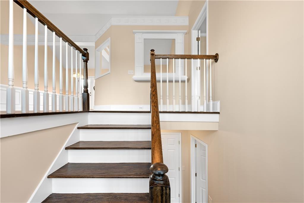 102 Peaceful View Acworth, GA 30102 - Photo 7 of 58