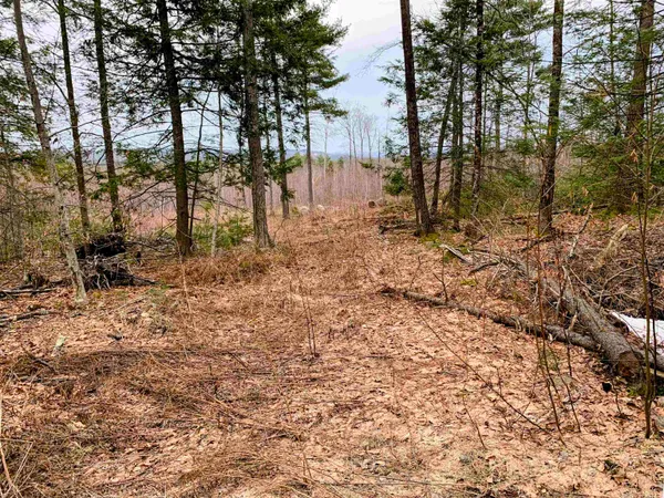 $299,900 | 58-6-2 Duggin Road, Wilton, NH 03086