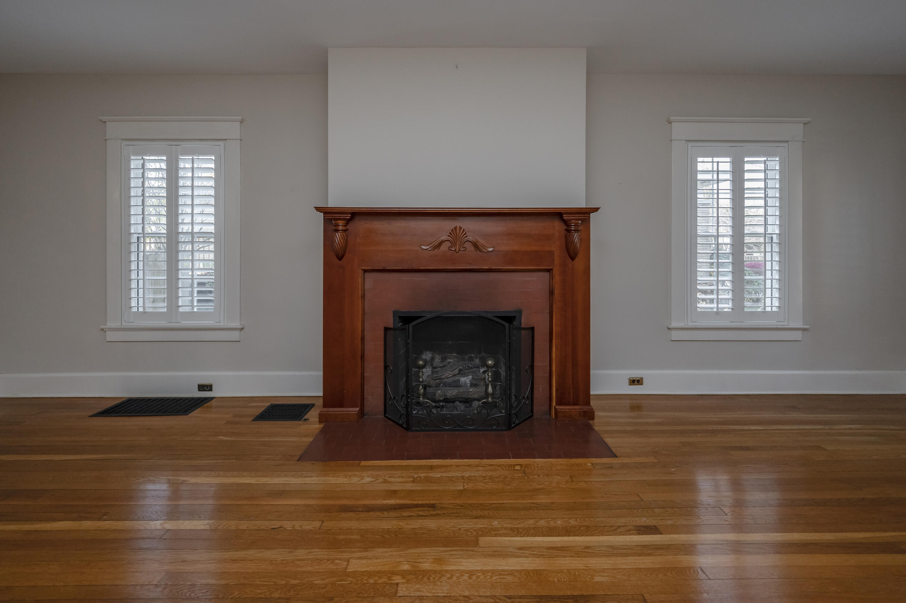 310 Irvine Road Lexington, KY 40502 - Photo 9 of 43 TDB_6311