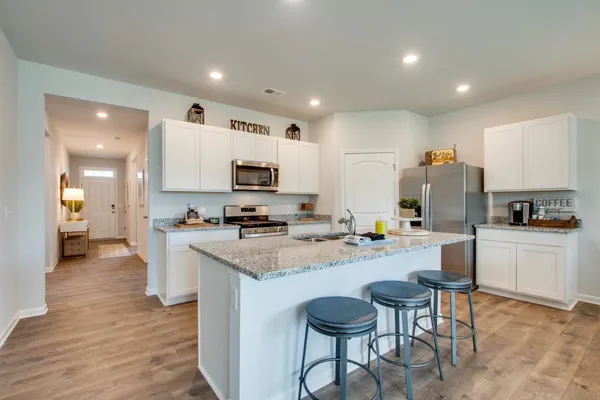$439,515 | 4304 Scarlet Court, Columbia, TN 38401