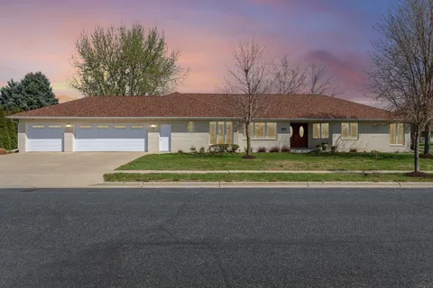 $650,000 | 1701 Mulberry Street, Sauk City, WI 53583