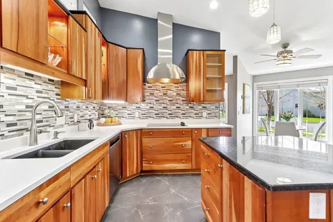 $650,000 | 1701 Mulberry Street, Sauk City, WI 53583