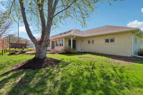 $650,000 | 1701 Mulberry Street, Sauk City, WI 53583