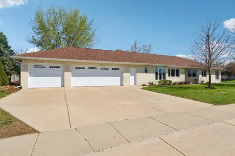 $650,000 | 1701 Mulberry Street, Sauk City, WI 53583