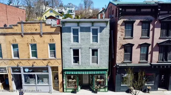 $2,200 | 412 Main Street, Unit 3, Catskill, NY 12414