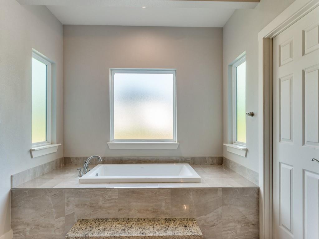 115 Kriston Lane Springtown, TX 76082 - Photo 23 of 30