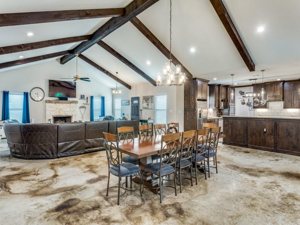 115 Kriston Lane Springtown, TX 76082 - Photo 8 of 30