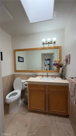 $14,995 | 5855 Shirley Avenue, Tarzana, CA 91356