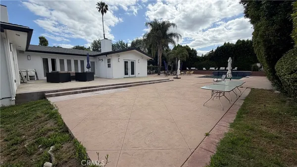 $14,995 | 5855 Shirley Avenue, Tarzana, CA 91356