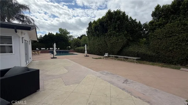 $14,995 | 5855 Shirley Avenue, Tarzana, CA 91356