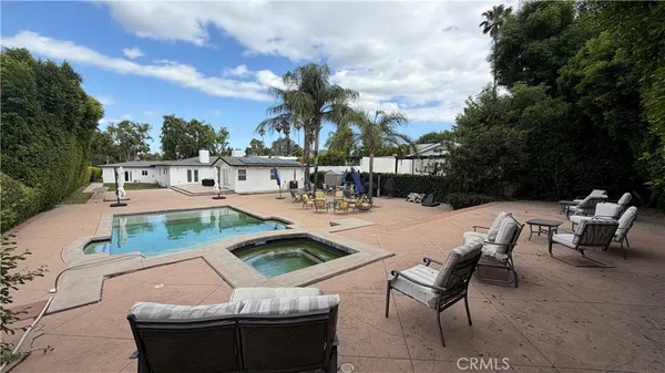 $14,995 | 5855 Shirley Avenue, Tarzana, CA 91356