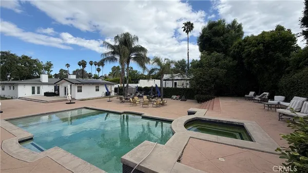 $14,995 | 5855 Shirley Avenue, Tarzana, CA 91356