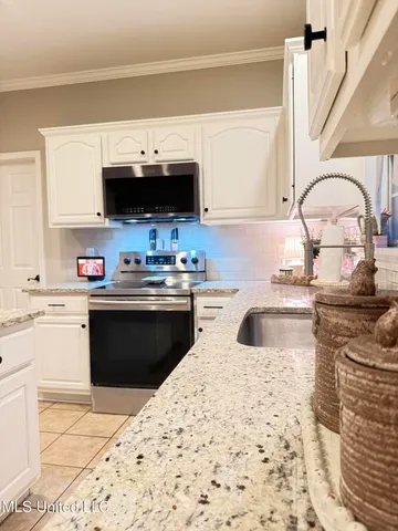 $265,000 | 367 County Road 370, Greenwood, MS 38930